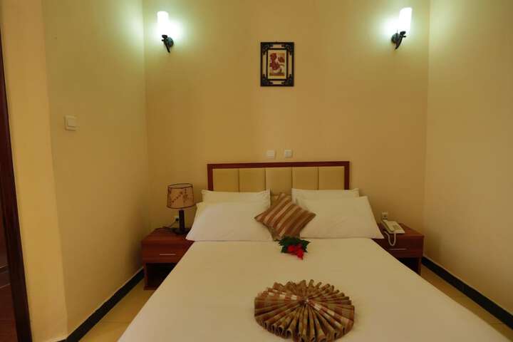Room 13 of 54