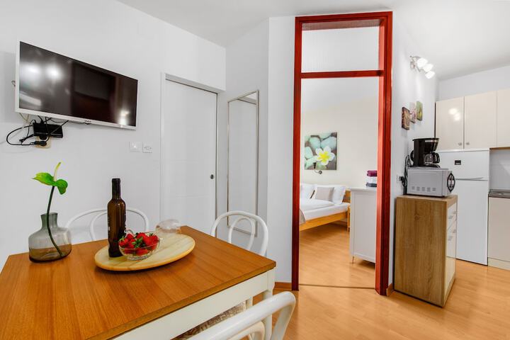 Room 29 of 127