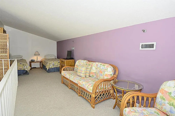 Room 5 of 24