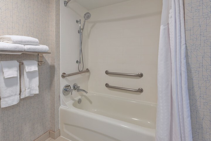 Suite Accessible (2 of 18)