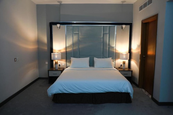 Room 2 of 12