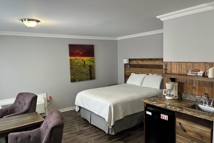 Room 4 of 35