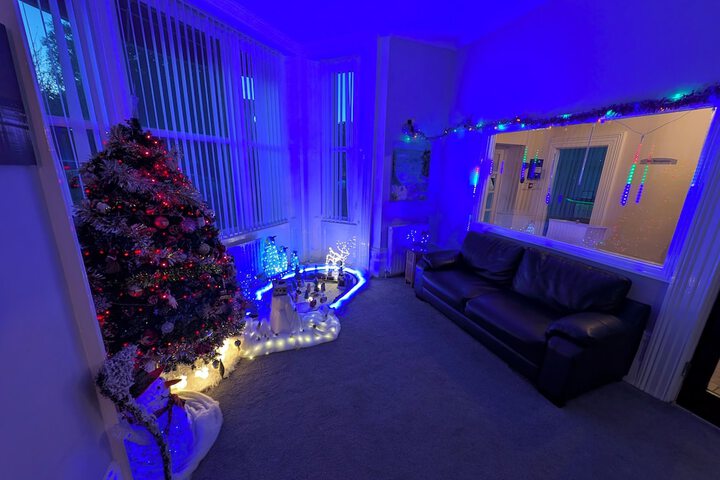 Lounge 14 of 14