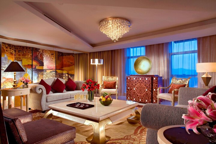 Room 21 of 45