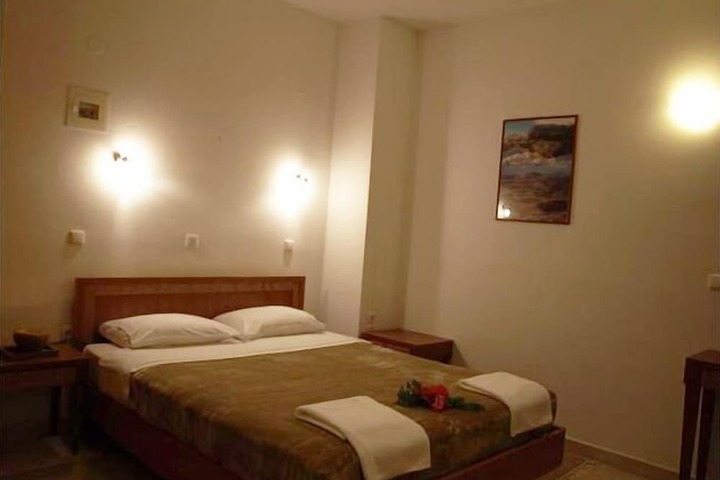 Room 14 of 44