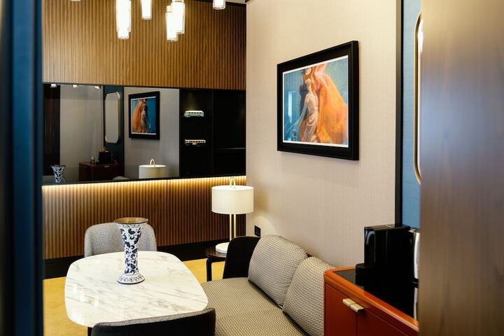 Room 43 of 131