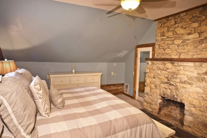 The Inn at Vineyards Crossing