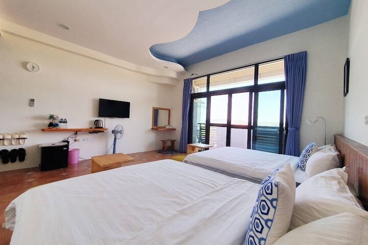 Room 32 of 62