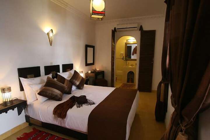 Room 4 of 26