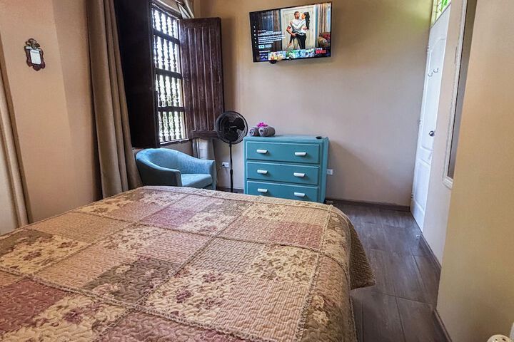 Room 14 of 199