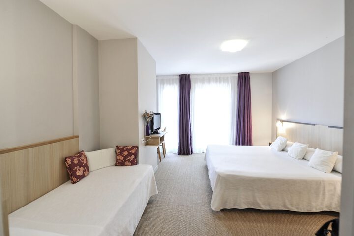Room 10 of 59