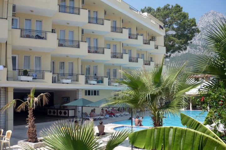 Hotel 11 of 22