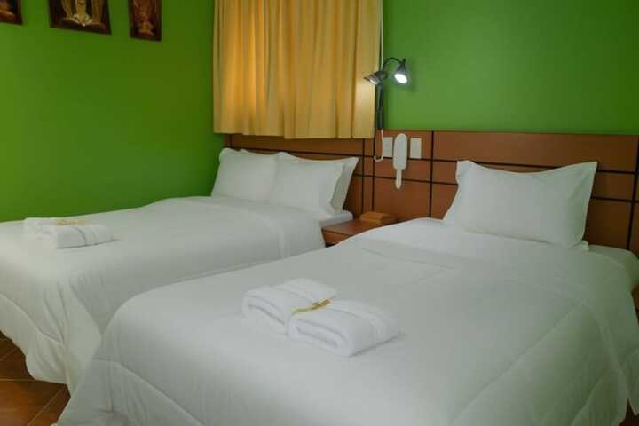 Room 3 of 6