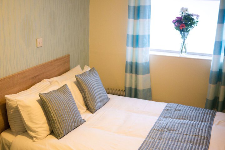 Room 6 of 26