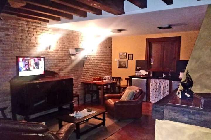 Room 14 of 21