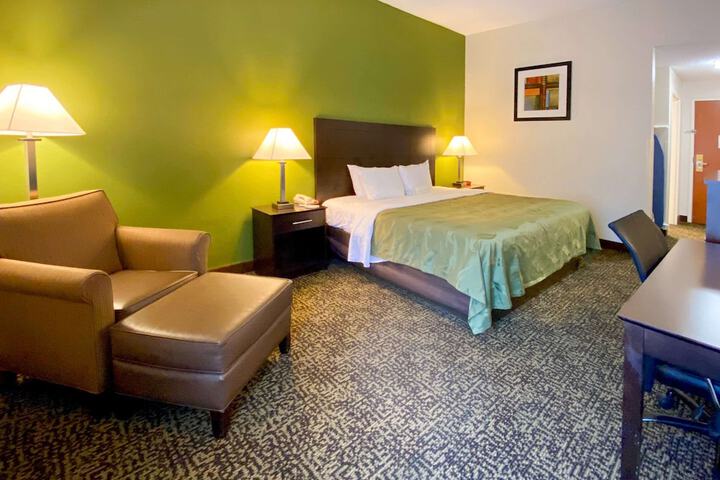 Room 5 of 24