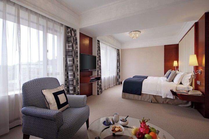 Room 33 of 75