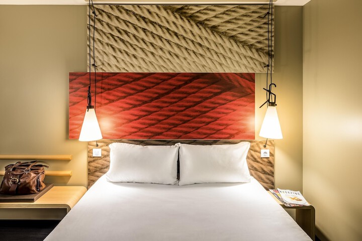 Room 14 of 72