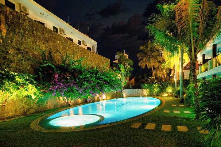 Pool 87 of 131