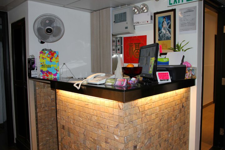 Room 2 of 50