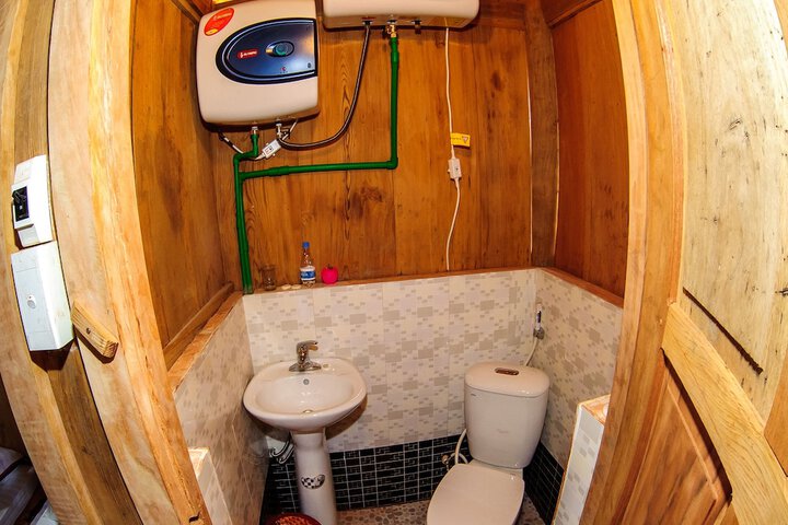 Room 15 of 26