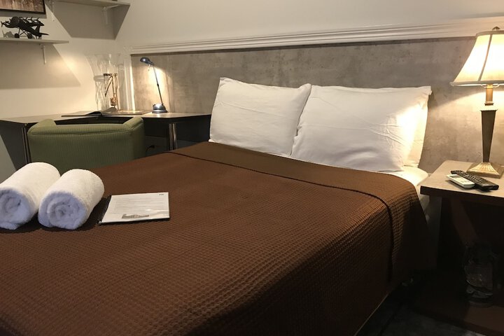 Room 11 of 29