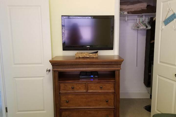 Room 48 of 325