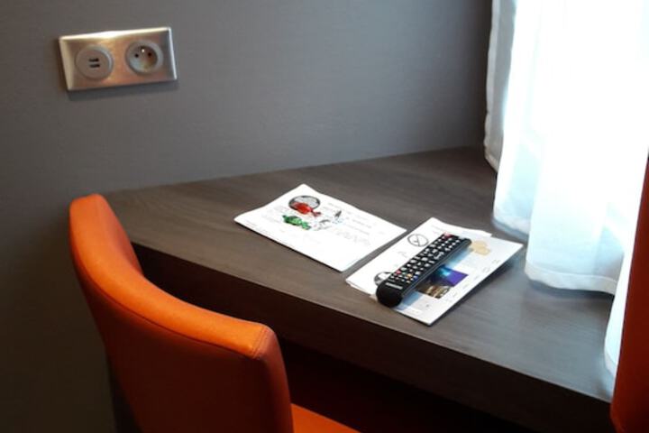 Room amenity