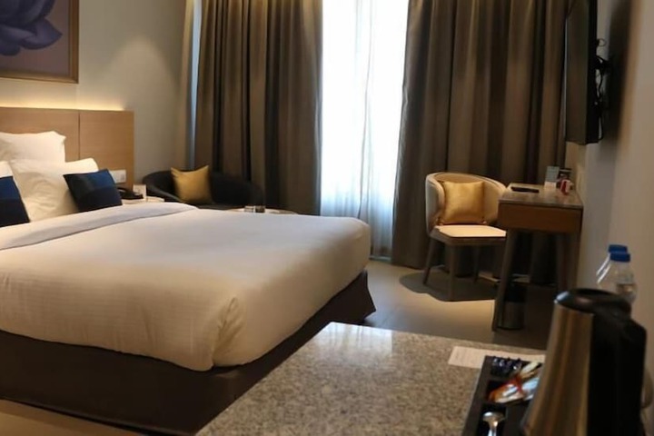 Room 7 of 39