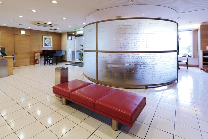Hotel Interior 2 of 33