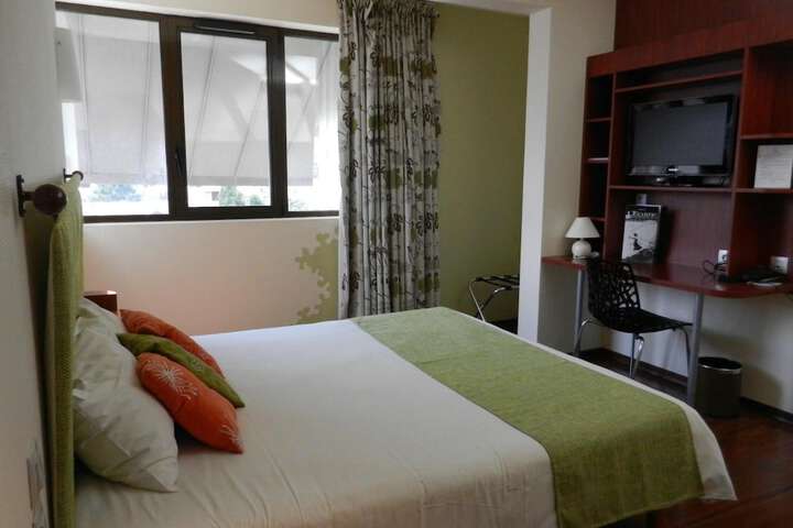 Room 43 of 84