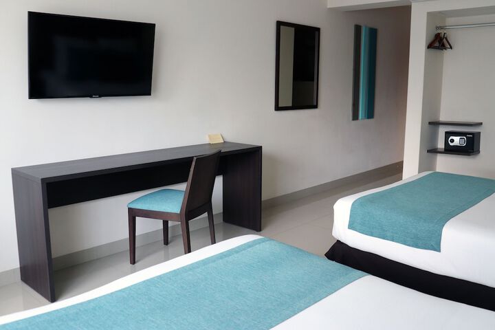 Room 10 of 64
