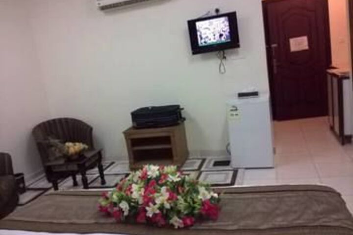 Room 17 of 24