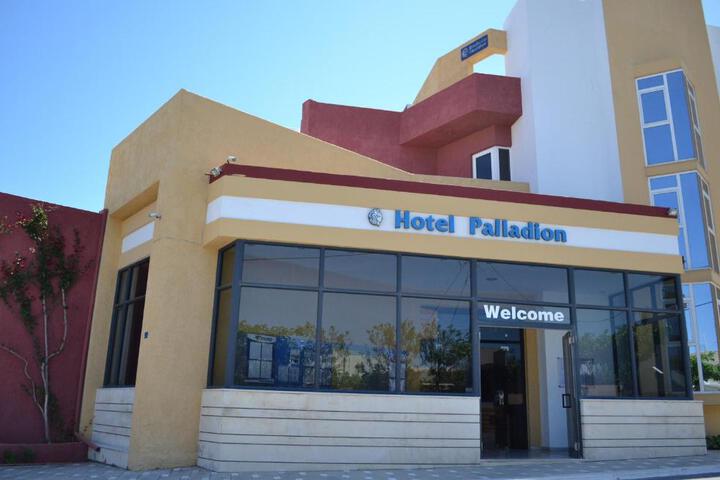 Photo 10