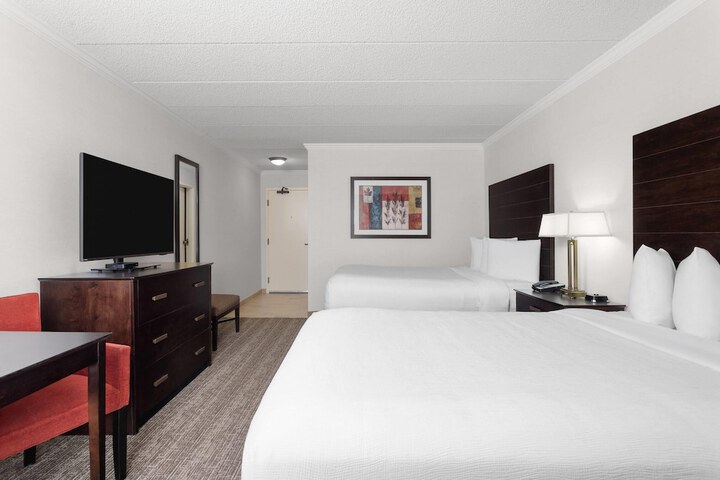 Room 11 of 64