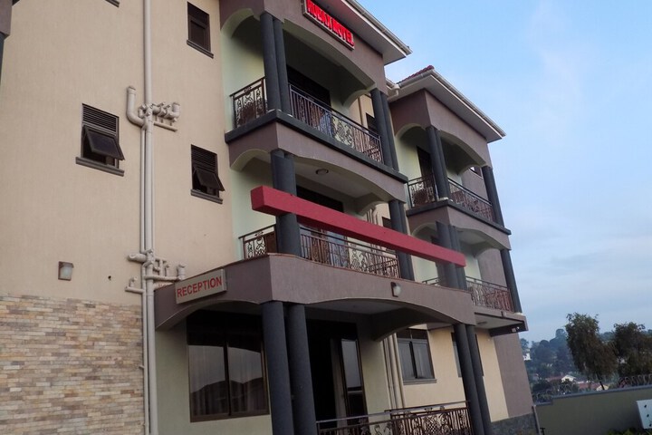 Hotel 26 of 28