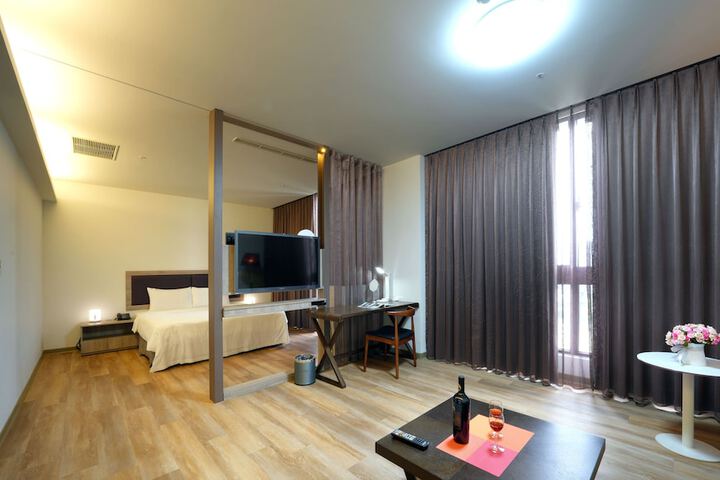Room 77 of 155