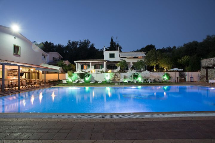 Pool 45 of 107