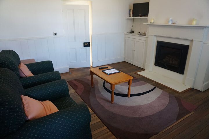 Room 107 of 179