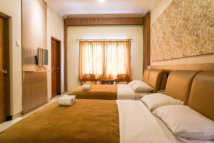 Room 16 of 97