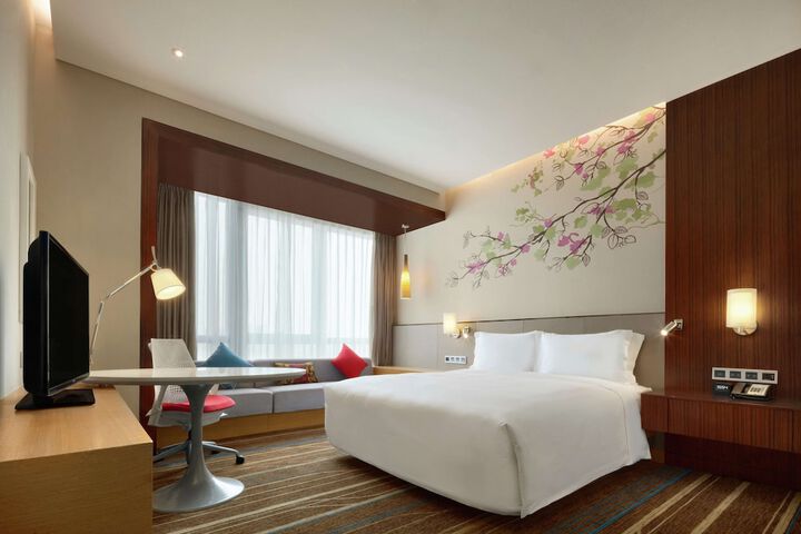 Room 25 of 70