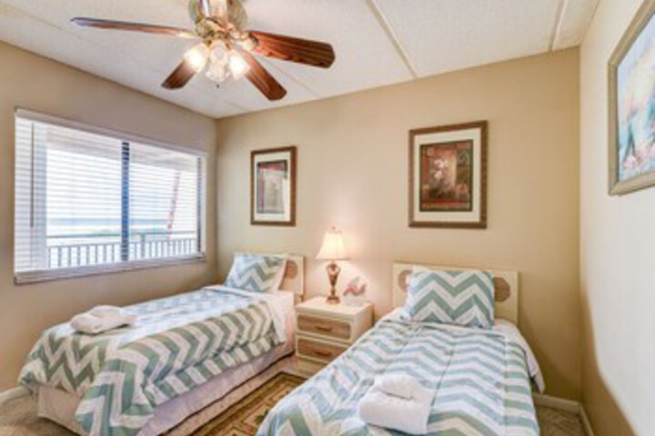 Room 203 of 225