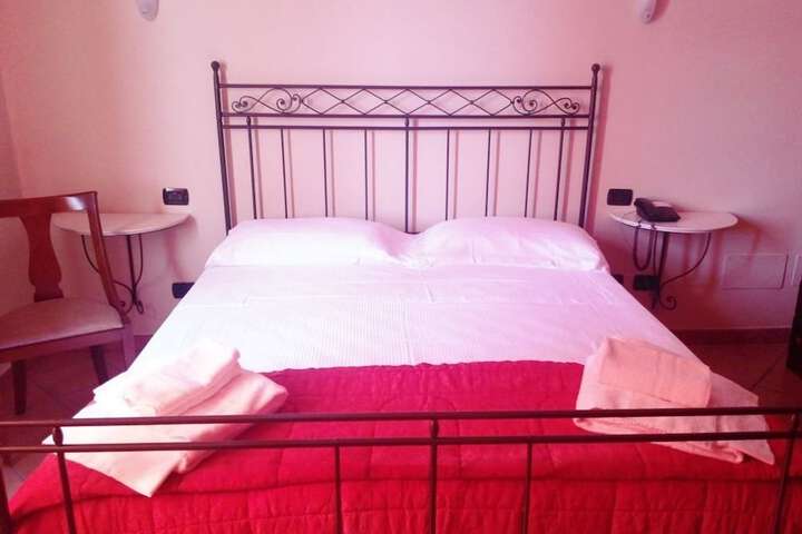 Room 15 of 95