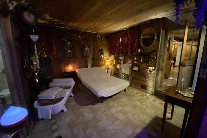 Room 27 of 72