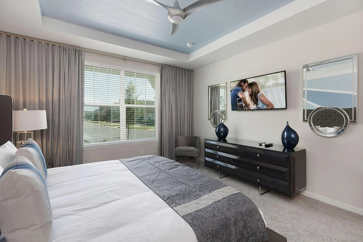 Room 4 of 29