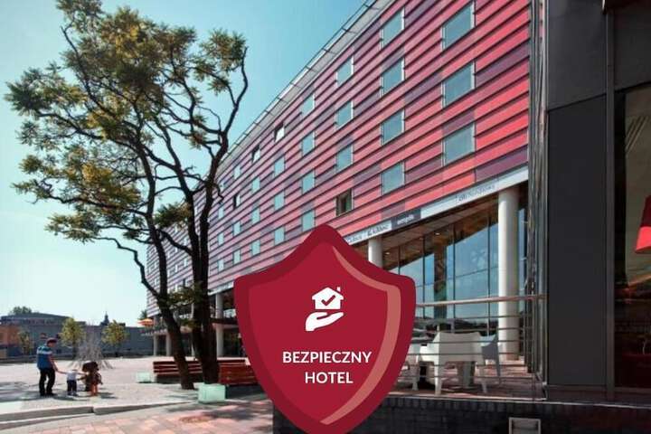 Hotel 56 of 57