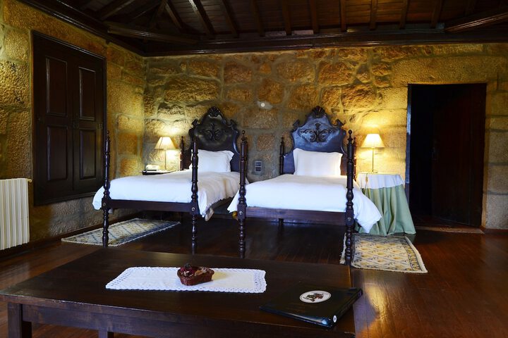 Room 6 of 70