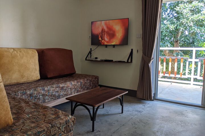 Room 12 of 43
