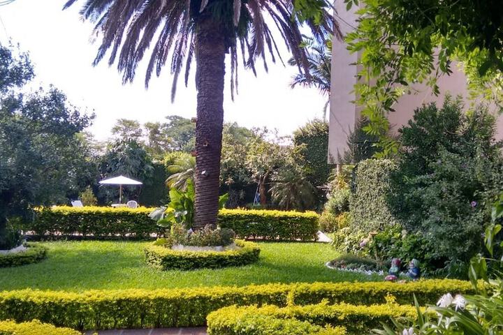 Hotel Exterior 55 of 64