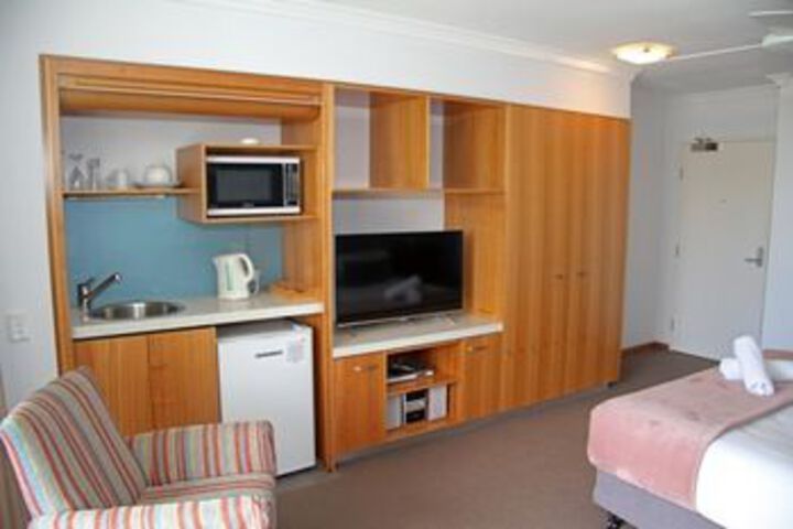Room 45 of 107